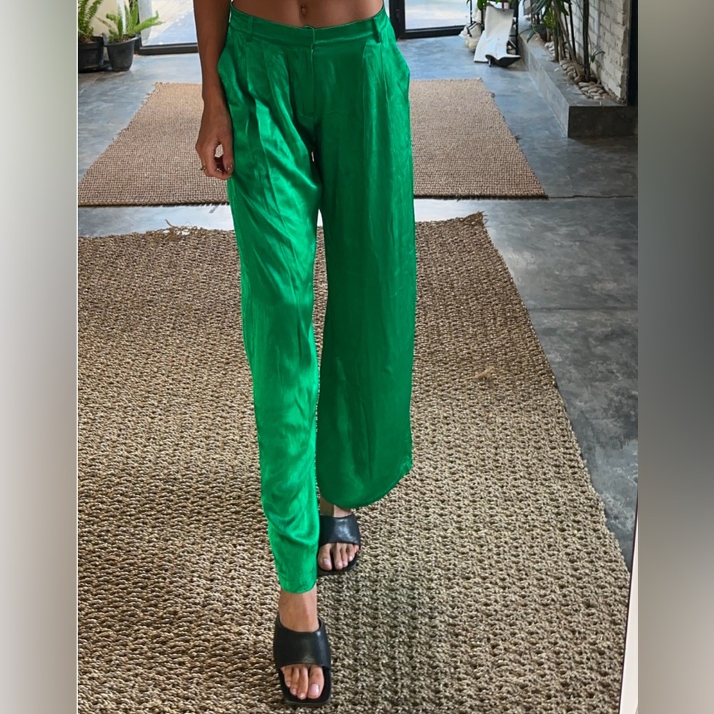 CinCin Elegant Silk Green Pants Size Small